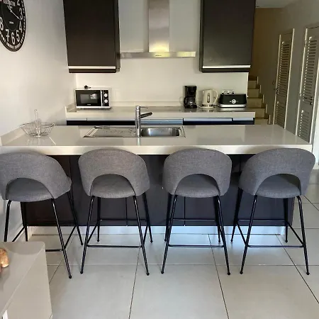 Apartamento Modern 2 Bed *