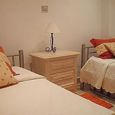 Апартаменты Modern 2 Bed *